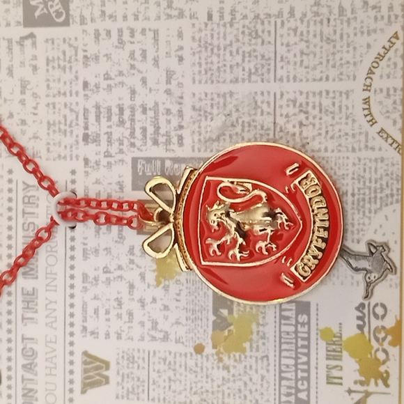 Harry Potter necklace earrings set - Picture 2 of 4